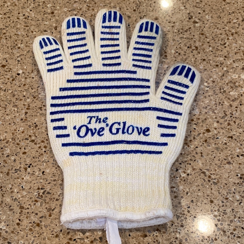 Heat Resistant Glove - White and Blue